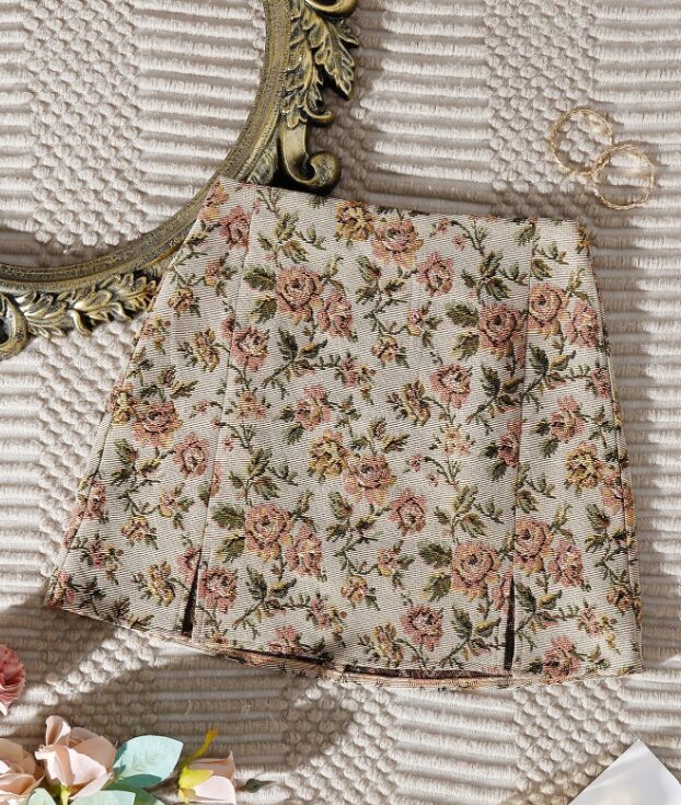 Captura-de-pantalla-2024-12-29-164547.jpg FALDA CON ESTAMPADO JACQUARD FLORAL - Imagen 1