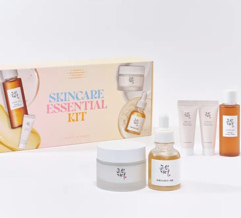 Captura-de-pantalla-2025-01-17-222000-e1737170665149.jpg SKINCARE ESSENTIAL KIT - Imagen 1