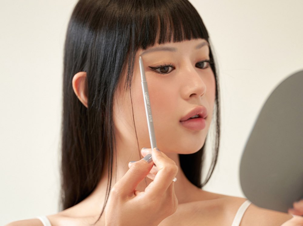 E5oSVuhVgAA2Kwc.jpg SPEEDY SKINNY BROW - Imagen 1