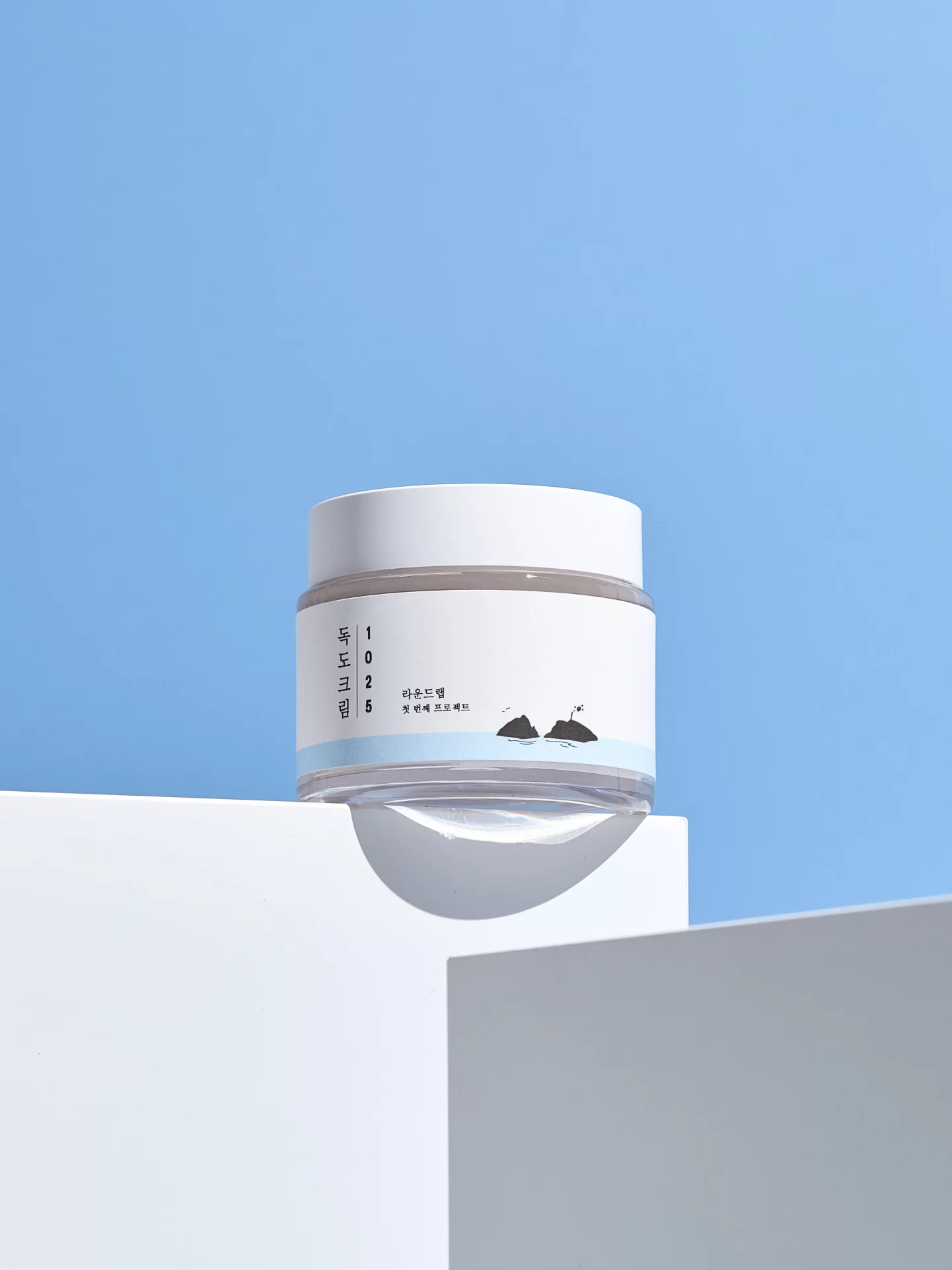 PereNoelxYoonah_98_-min.webp 1025 DOKDO CREAM - Imagen 1
