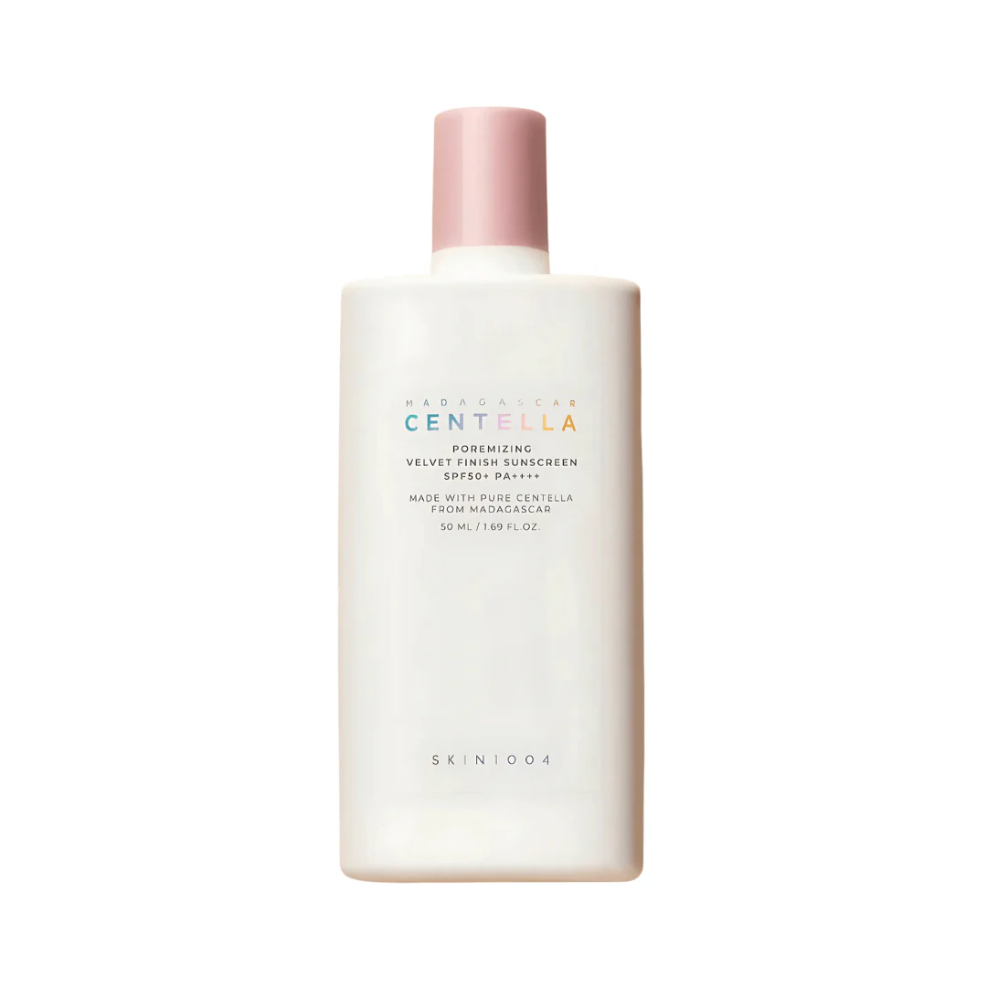 madagascar-centella-poremizing-velvet-finish-sunscreen-skin1004-1.webp MADAGASCXAR CENTELLA POREMIZING VELVET FINISH SUNSCREEN SPF 50+ PA++++ - Imagen 1